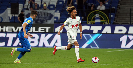Beka Beka and Nenakhov made their debuts for Lokomotiv